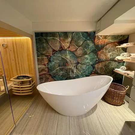 Luxuriöses Loft Mit Großer Sonnenterrasse&sauna Apartment München