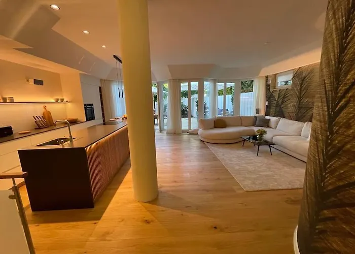 Luxurioeses Loft Mit Grosser Sonnenterrasse & Sauna Appartement *