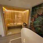 Luxuriöses Loft Mit Großer Sonnenterrasse&sauna