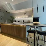 Luxuriöses Loft Mit Großer Sonnenterrasse&sauna Apartment München