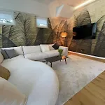 Luxurioeses Loft Mit Grosser Sonnenterrasse & Sauna Lägenhet München