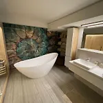 Luxurioeses Loft Mit Grosser Sonnenterrasse & Sauna 아파트