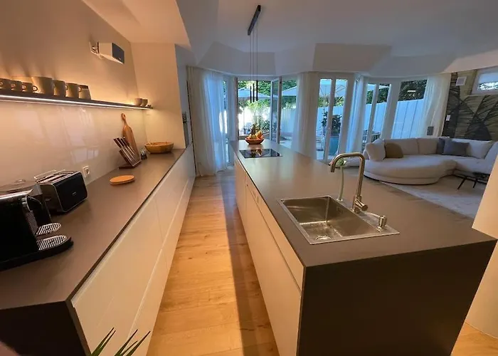 Luxurioeses Loft Mit Grosser Sonnenterrasse & Sauna Διαμέρισμα *